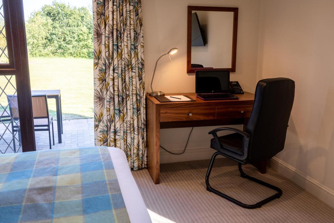 Stirrups Hotel Bracknell Kültér fotó