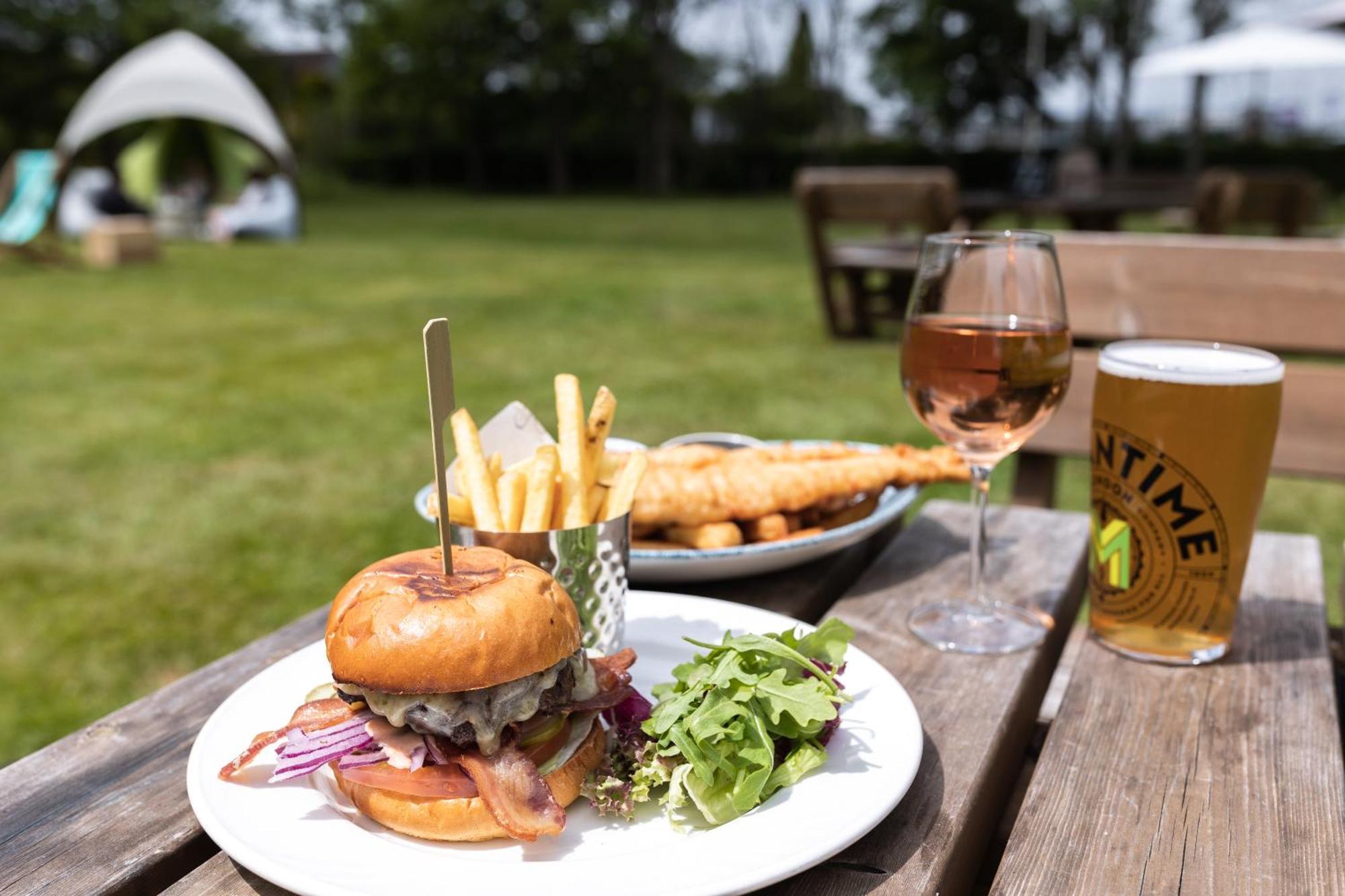 Stirrups Hotel Bracknell Kültér fotó